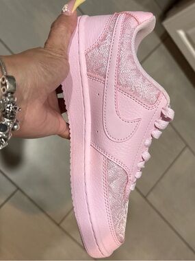 Nike Light Pink Women's Low-Top Sneaker